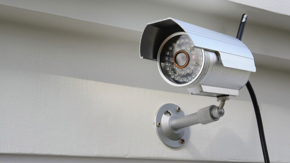 Can you tell if someone has hacked your camera? Yeah!  Looking for signs your security camera has been hacked? Here's how to keep your home security cameras from being hacked.