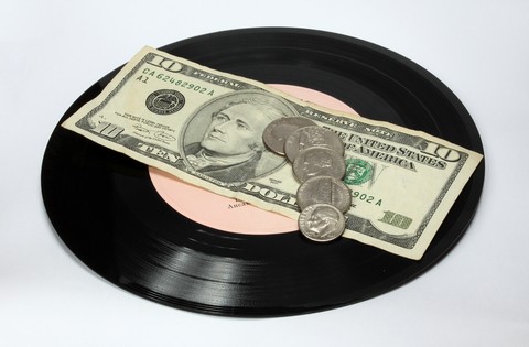 What Types of Vinyl Records Are There - Call Paul Cash For Records