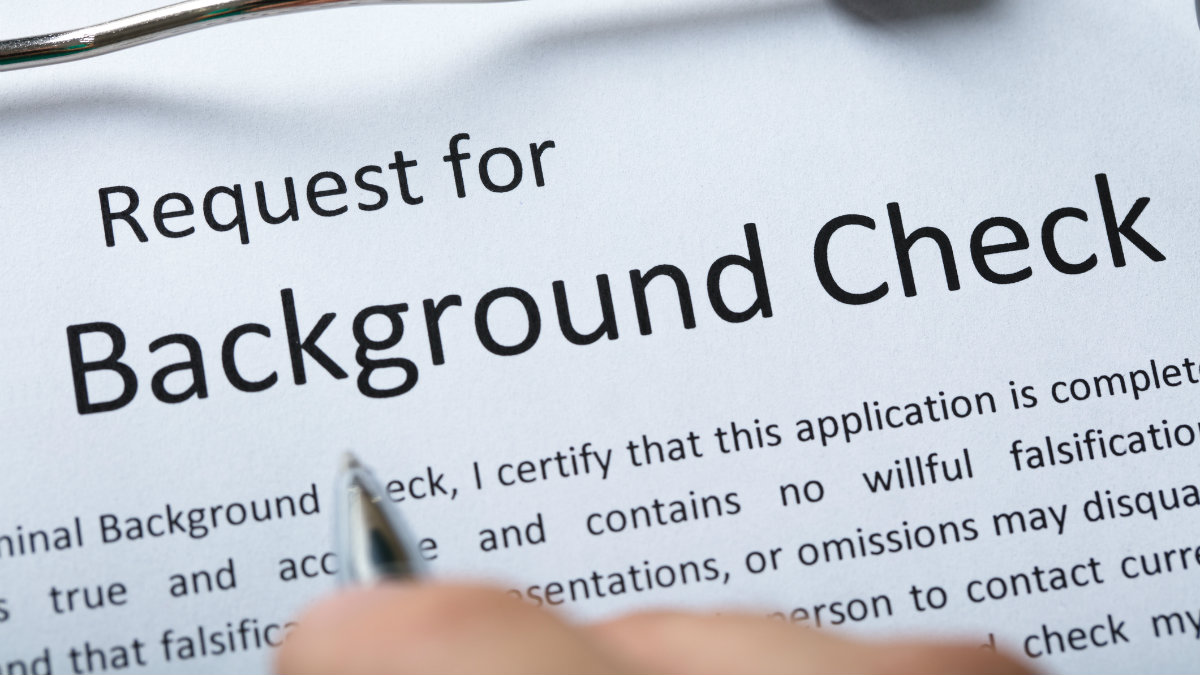 How to run a comprehensive background check on yourself