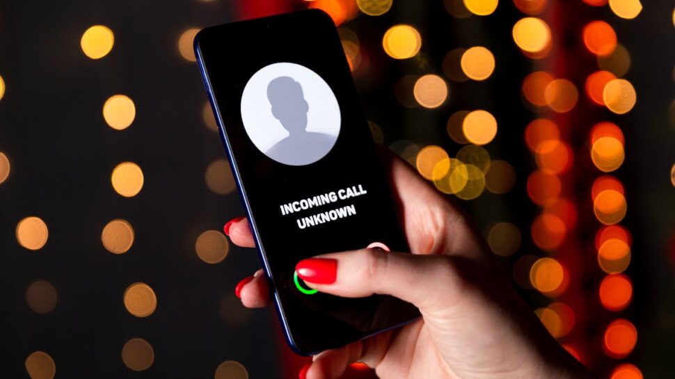 how to call someone and keep your number private