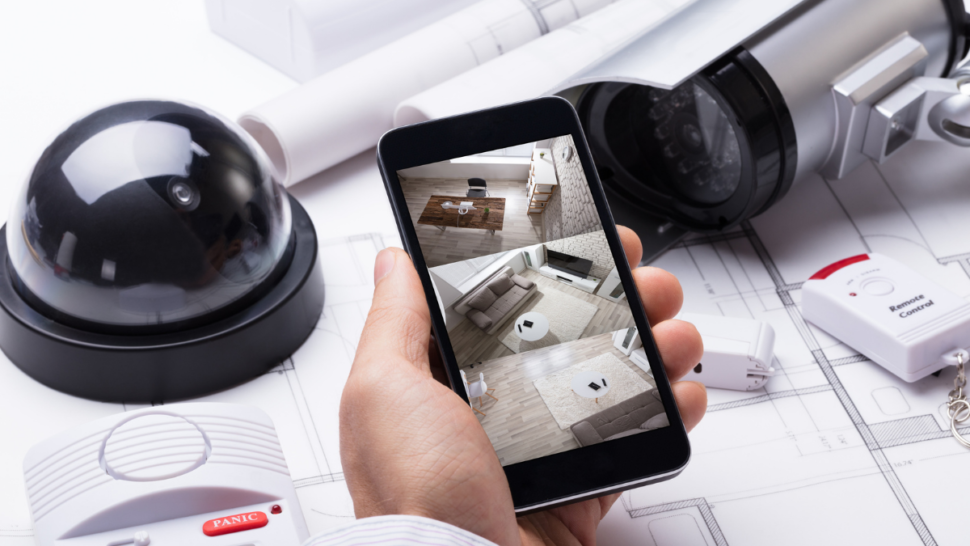 Don't go without the best indoor security camera features in 2022. Video storage, night vision, emergency connectivity, fast motion activation and many more features can protect your home.