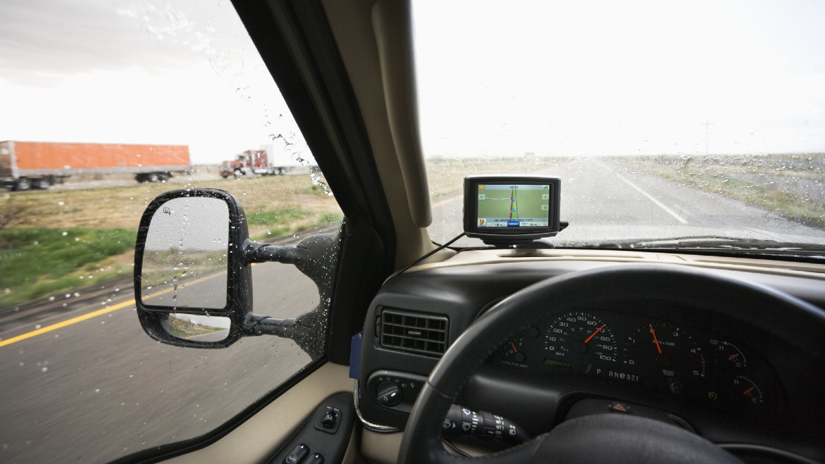 5 Ways To Add Navigation to Your Older Car